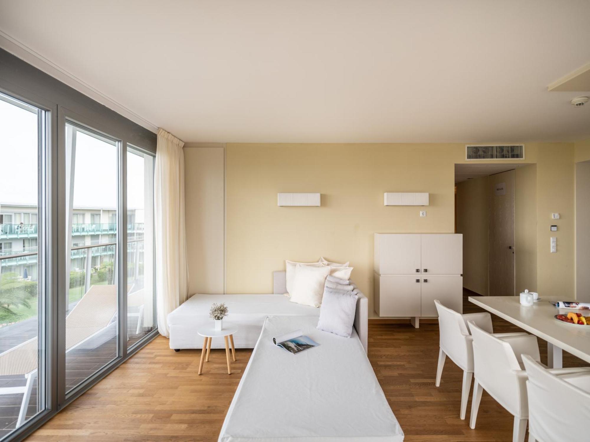 Falkensteiner Residences Senia Petrcane Exteriér fotografie
